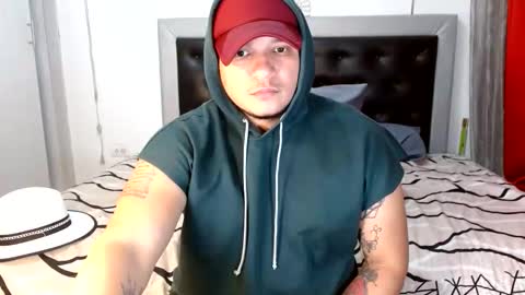Snapshot of bigthick_blackcock chatting on 10/01/25, 06:08 MANUEL online show from 10/01/25, 06:08