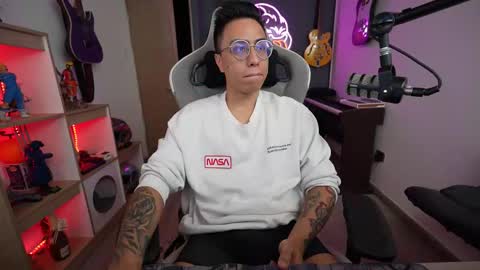 bigxboy96 online show from 11/09/25, 05:28