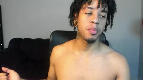 Snapshot of bikerseb chatting on 09/22/25, 01:24 Sebas online show from 09/22/25, 01:24