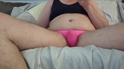 Snapshot of bikinkysloot chatting on 12/02/24, 06:09 KinkyBiSlut online show from 12/02/24, 06:09