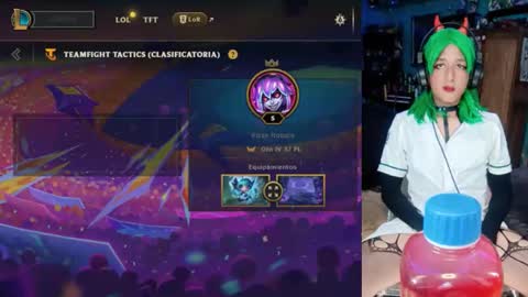 billie_cross_ online show from 10/12/25, 08:02