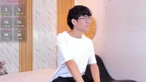 Snapshot of billie_jr chatting on 10/15/25, 03:50 Billie online show from 10/15/25, 03:50