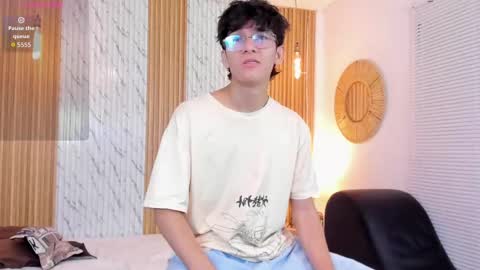 Snapshot of billie_jr chatting on 10/16/25, 04:02 Billie online show from 10/16/25, 04:02