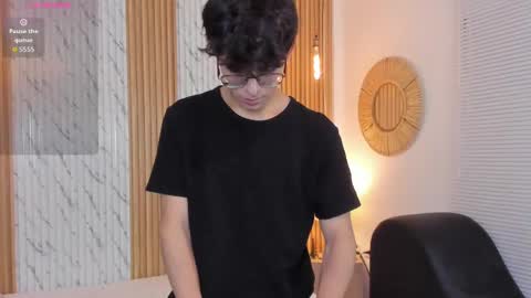 Snapshot of billie_jr chatting on 10/18/25, 03:31 Billie online show from 10/18/25, 03:31