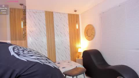 Snapshot of billie_jr chatting on 10/20/25, 03:40 Billie online show from 10/20/25, 03:40