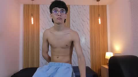 Snapshot of billie_jr chatting on 11/16/25, 03:56 Billie online show from 11/16/25, 03:56