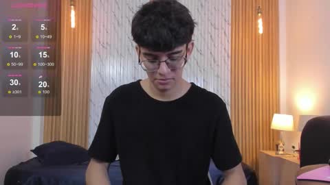 Snapshot of billie_jr chatting on 11/17/25, 04:18 Billie online show from 11/17/25, 04:18