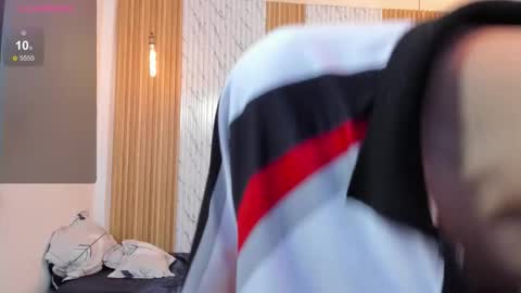 Snapshot of billie_jr chatting on 11/19/25, 03:28 Billie online show from 11/19/25, 03:28