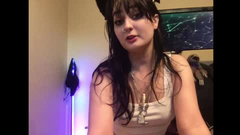 Snapshot of bimbokitten666 chatting on 12/04/24, 04:16 Danny online show from 12/04/24, 04:16