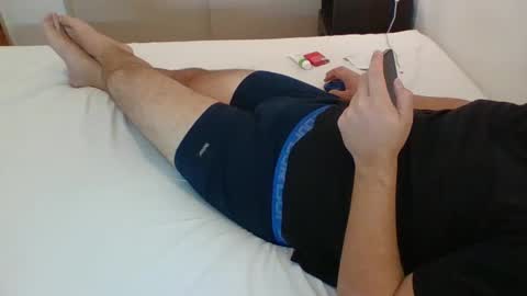 bisex_argen online show from 10/03/25, 01:46
