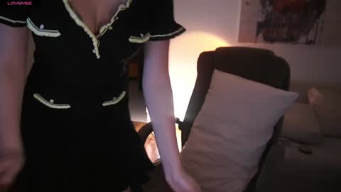 Ann Braslowsky online show from 10/10/25, 10:53