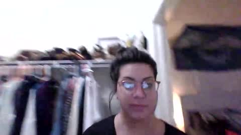 bj4290 online show from 11/18/25, 05:06