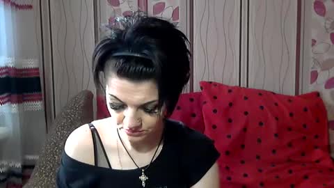 Snapshot of black_hot_01 chatting on 01/15/25, 10:17 black_hot_01 online show from 01/15/25, 10:17