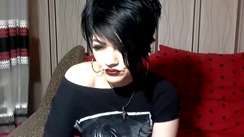 Snapshot of black_hot_01 chatting on 02/01/25, 02:16 black_hot_01 online show from 02/01/25, 02:16