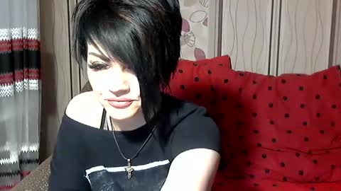 Snapshot of black_hot_01 chatting on 02/01/25, 10:37 black_hot_01 online show from 02/01/25, 10:37