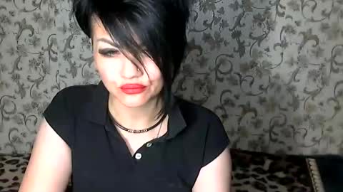 Snapshot of black_hot_01 chatting on 09/12/25, 11:04 black_hot_01 online show from 09/12/25, 11:04