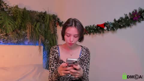 Snapshot of black_jenny chatting on 12/28/24, 10:36 Jenny online show from 12/28/24, 10:36