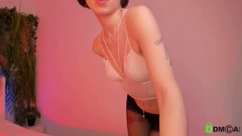 Snapshot of black_jenny chatting on 03/05/25, 12:44 Jenny online show from 03/05/25, 12:44