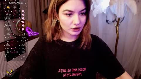 Snapshot of black_pant3r chatting on 11/05/25, 02:44 Mon Mon online show from 11/05/25, 02:44