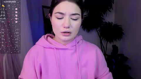 Snapshot of black_pant3r chatting on 11/09/25, 02:54 Mon Mon online show from 11/09/25, 02:54