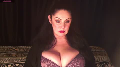 Snapshot of black_pearls chatting on 01/30/25, 04:45 Sarah online show from 01/30/25, 04:45