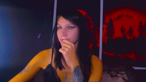 Kristin online show from 10/19/25, 08:48