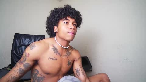 Snapshot of black_tentationx chatting on 03/08/25, 07:16 black_tentationx online show from 03/08/25, 07:16