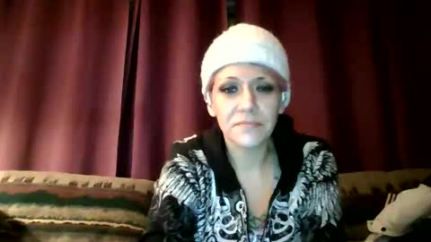 Snapshot of blackandbluepurple82 chatting on 11/28/25, 09:34 Purplelilly82 online show from 11/28/25, 09:34