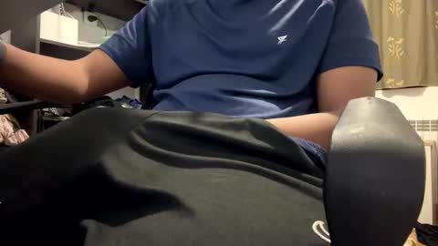 Snapshot of blackdiscreet chatting on 01/15/25, 01:23 blackdiscreet online show from 01/15/25, 01:23