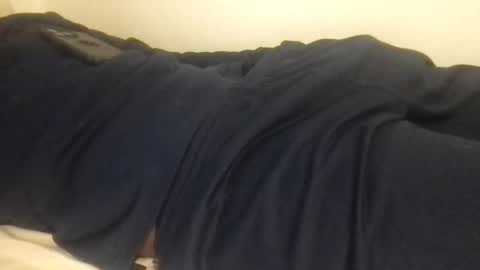 Snapshot of blackdiscreet chatting on 01/25/25, 02:47 blackdiscreet online show from 01/25/25, 02:47