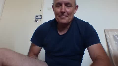 Snapshot of blackdog71 chatting on 01/22/25, 10:59 blackdog71 online show from 01/22/25, 10:59