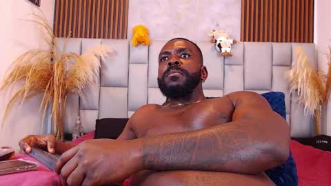 Black Emperador online show from 11/06/25, 12:11