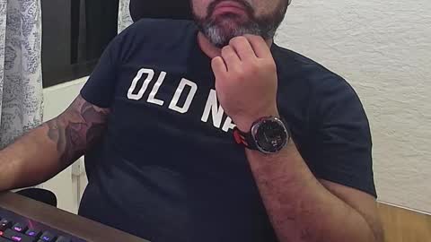 Snapshot of blackfirebird chatting on 10/11/25, 06:12 blackfirebird online show from 10/11/25, 06:12