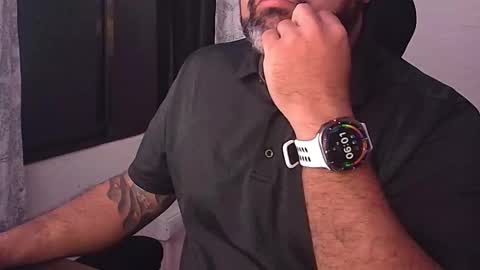 Snapshot of blackfirebird chatting on 10/15/25, 12:00 blackfirebird online show from 10/15/25, 12:00