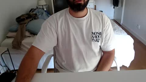 Snapshot of blackfox33 chatting on 09/29/25, 11:48 blackfox33 online show from 09/29/25, 11:48