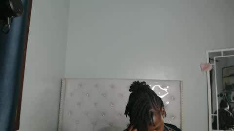 Snapshot of blackmelaninqueen chatting on 09/28/25, 06:52 Cleo online show from 09/28/25, 06:52