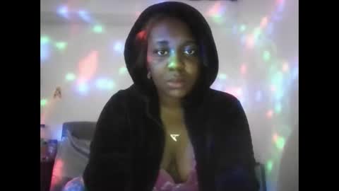 Snapshot of blackqueen888 chatting on 12/26/24, 07:13 blackqueen888 online show from 12/26/24, 07:13