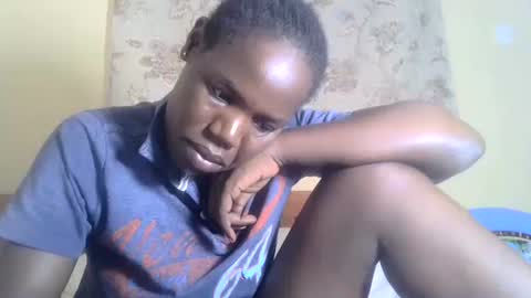 Snapshot of blacksexygal chatting on 02/19/25, 08:20 SARAH online show from 02/19/25, 08:20