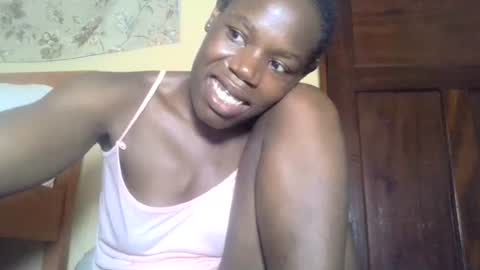 Snapshot of blacksexygal chatting on 02/28/25, 07:03 SARAH online show from 02/28/25, 07:03
