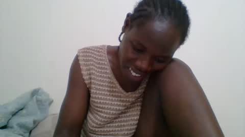 Snapshot of blacksexygal chatting on 09/24/25, 09:12 SARAH online show from 09/24/25, 09:12