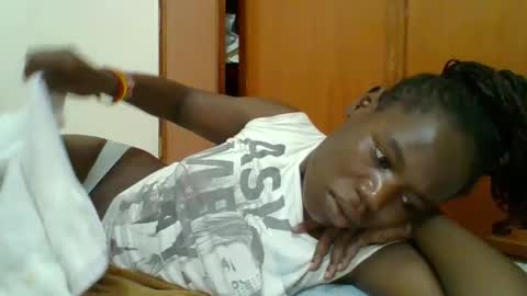 Snapshot of blacksexygal chatting on 11/13/25, 08:19 SARAH online show from 11/13/25, 08:19