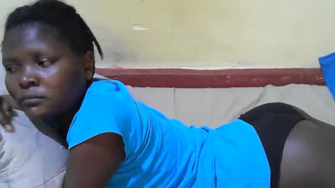 Snapshot of blackslim_girl2 chatting on 10/14/25, 09:26 blackslim_girl2 online show from 10/14/25, 09:26