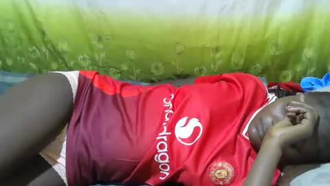 Snapshot of blackslim_girl2 chatting on 11/17/25, 03:23 blackslim_girl2 online show from 11/17/25, 03:23