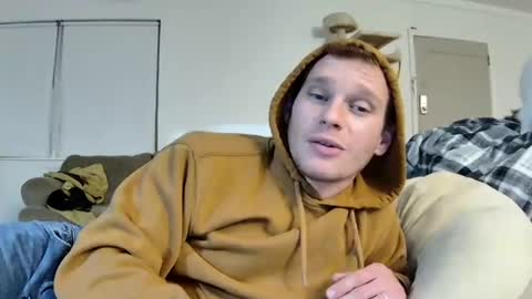 Snapshot of blakeandskylar chatting on 01/09/25, 07:52 BlakeAndSkylar online show from 01/09/25, 07:52