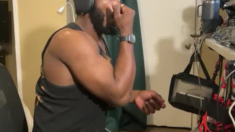 Blackjag00 online show from 11/11/25, 05:40