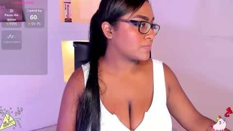 Snapshot of blakmillerrgilson chatting on 01/14/25, 07:53 blak miller online show from 01/14/25, 07:53