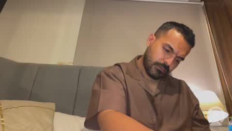 Snapshot of blessedleo72 chatting on 11/15/25, 06:22 Leo online show from 11/15/25, 06:22