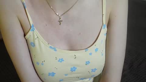  LiLy online show from 11/17/25, 03:07