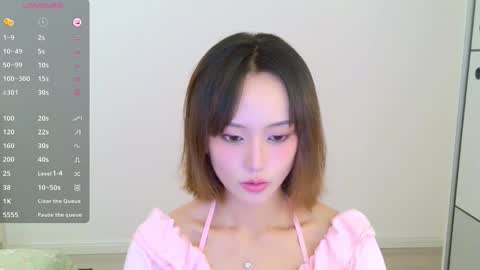 Snapshot of blon_kater chatting on 09/18/25, 08:49 YoYo online show from 09/18/25, 08:49