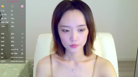 Snapshot of blon_kater chatting on 10/09/25, 02:20 YoYo online show from 10/09/25, 02:20